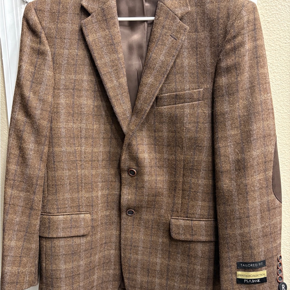 Jos.A.Bank Heritage 100%
Wool Jacket In Size 42R Retail
$495